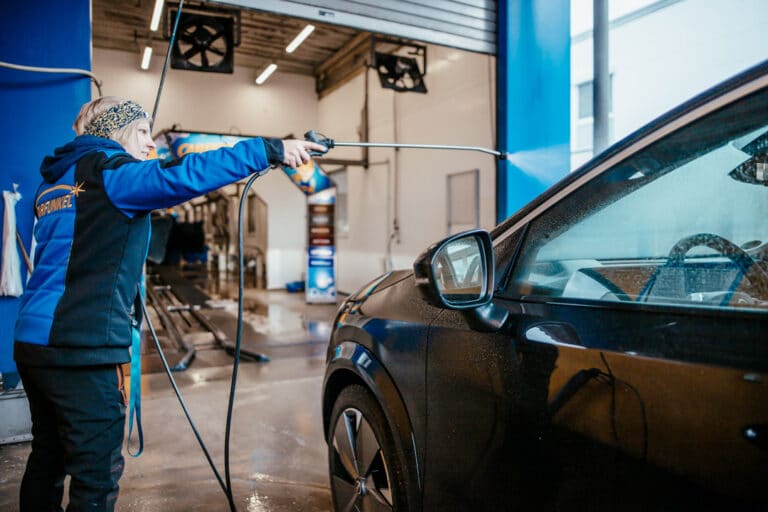 CARFUNKEL_Autowaschanlage_Mitarbeiter_Stellenanzeigen_Bewerbungen