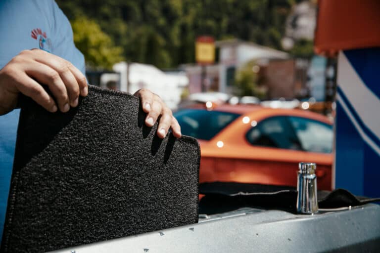 CARFUNKEL_Autowaesche_Woergl_SB_Waesche_Kostenloser_Mattenwaescher