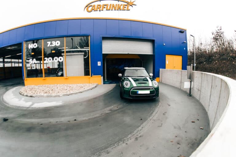 CARFUNKEL_Autowaschanlage_Passau_Haidenhof_Einfahrt