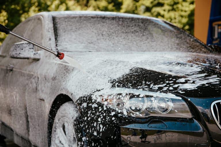 CARFUNKEL_Autowaschanlage_SB_Waesche_Kufstein_Waschbox_Schaum