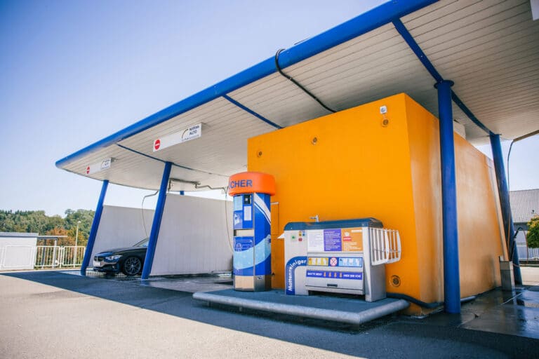 CARFUNKEL_Autowaschanlage_SB_Waesche_Vilshofen_Waschboxen_Tuecherautomat