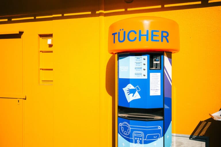 CARFUNKEL_Kolbermoor_Autowaschanlage_SB_Waesche_Tuecher_Automat